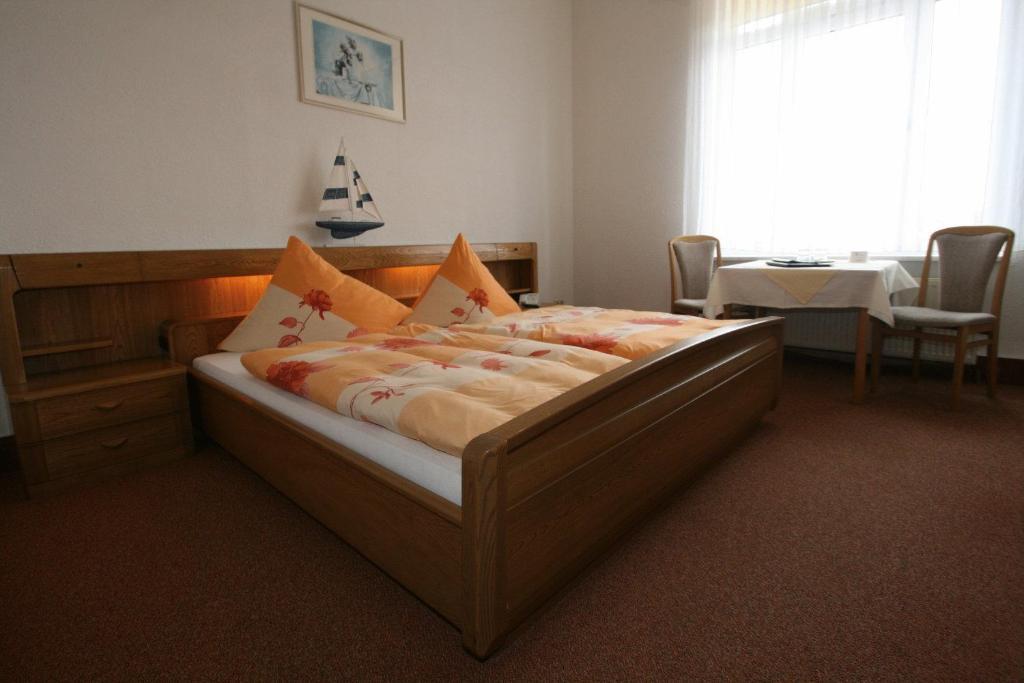 Hotel Rummeni ボルクム エクステリア 写真